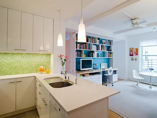 Sold by Sotheby's International Realty | media 9