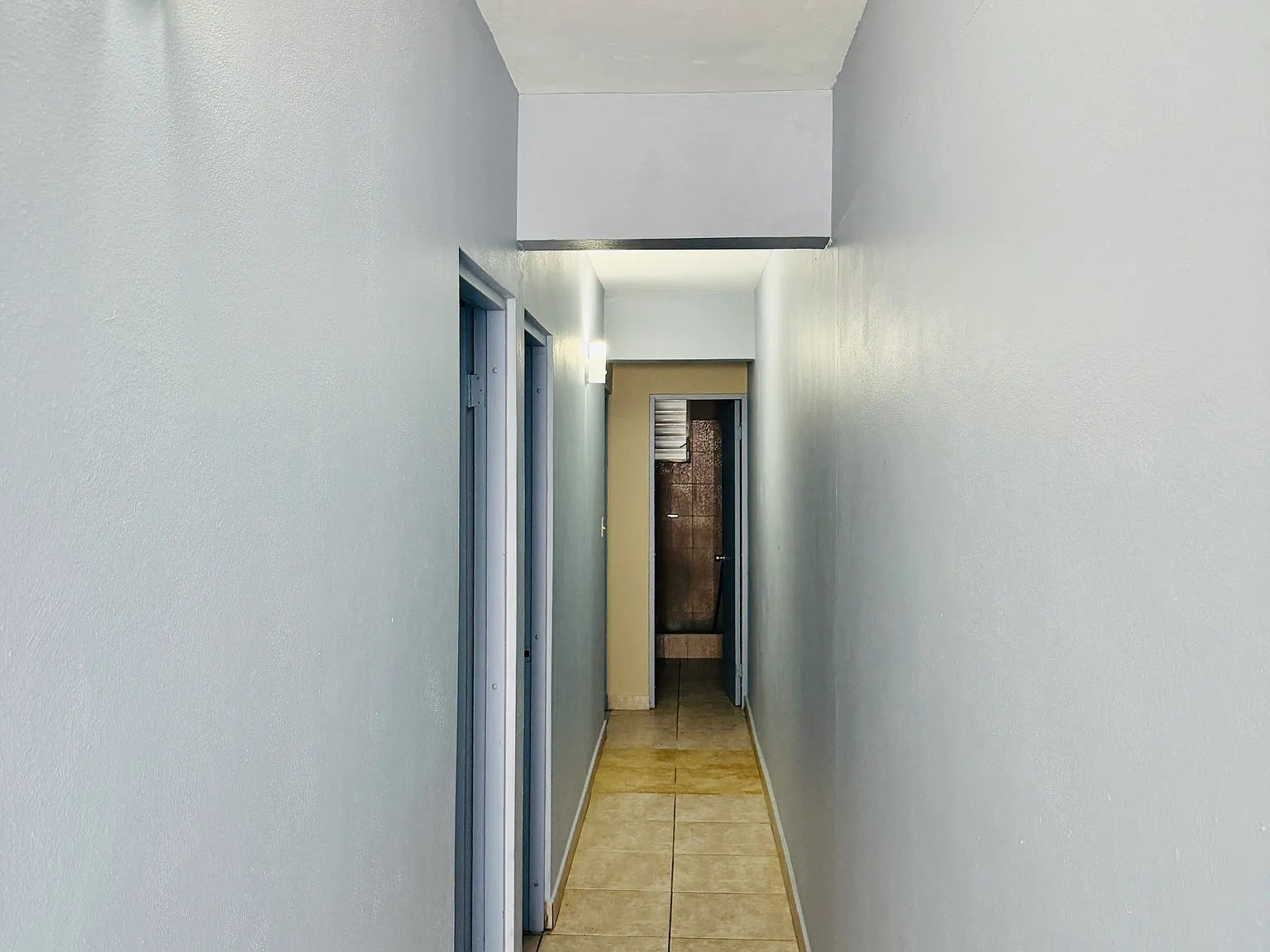 3 bed, 900 sqft, $800 — Photo 4