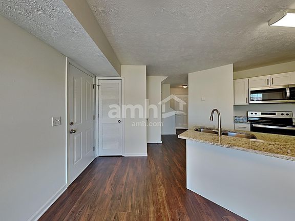 4th image of 7460 Maggie Dr