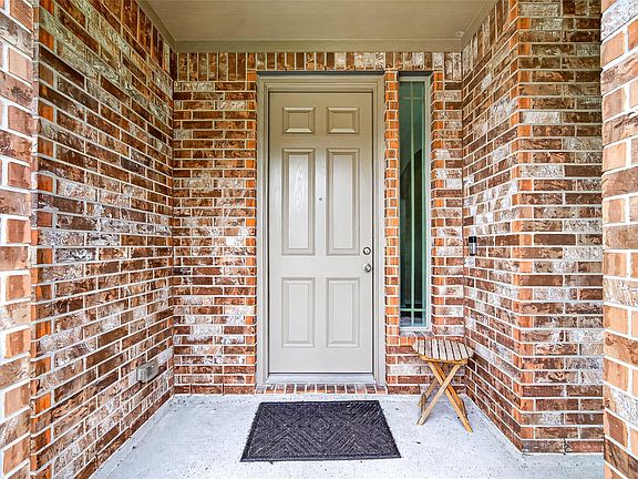 5th image of 11623 Gladesmore Ln