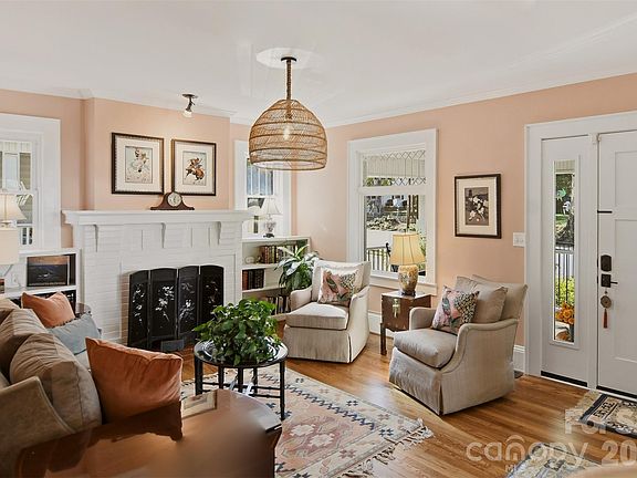 5th image of 451 S Hawthorne Rd #105