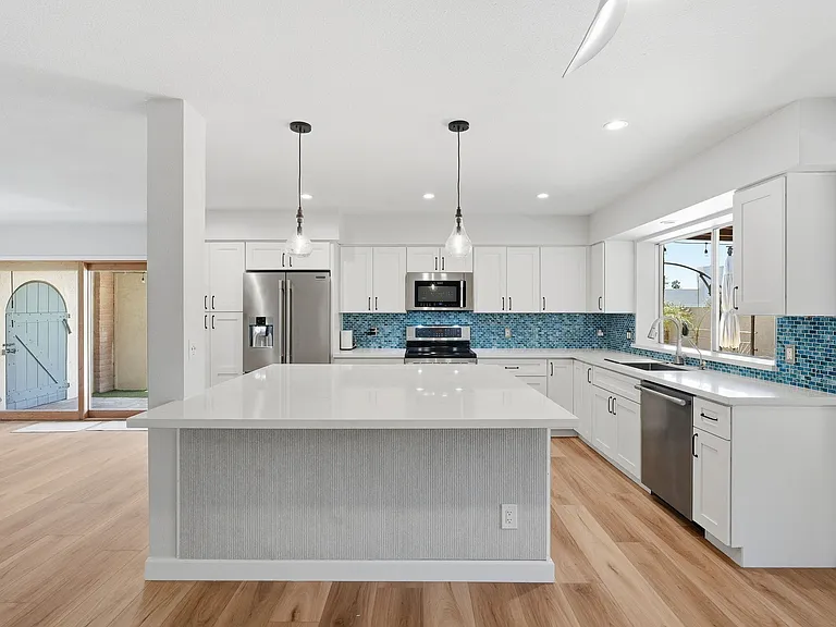 2610 S Fairfield Dr — Photo 31
