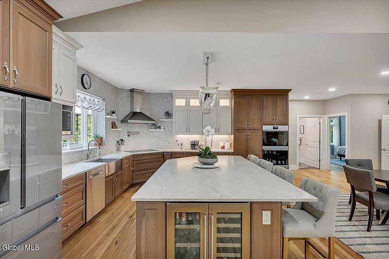 2nd image of 7 Nott Road