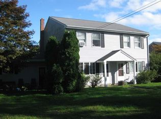 1247 E Main Rd, Portsmouth, RI 02871