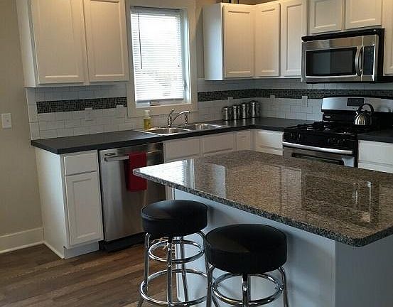 3rd image of 6508 Moss Lake Dr #26
