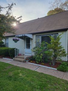 438 Smith Avenue, New Haven, CT, 06513