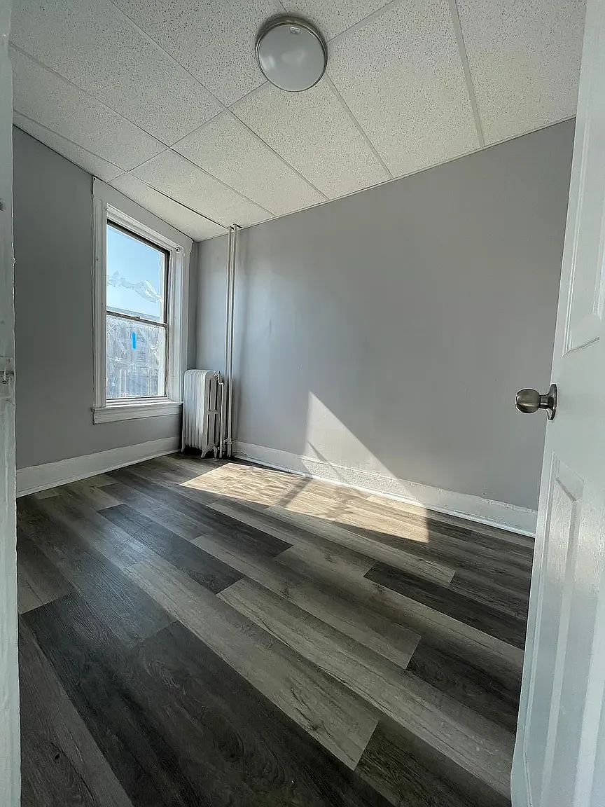 Building Photo - 563 Ocean Ave #6C
