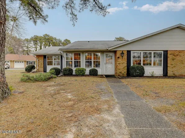 64A Cambridge Circle, Manchester, NJ 08759