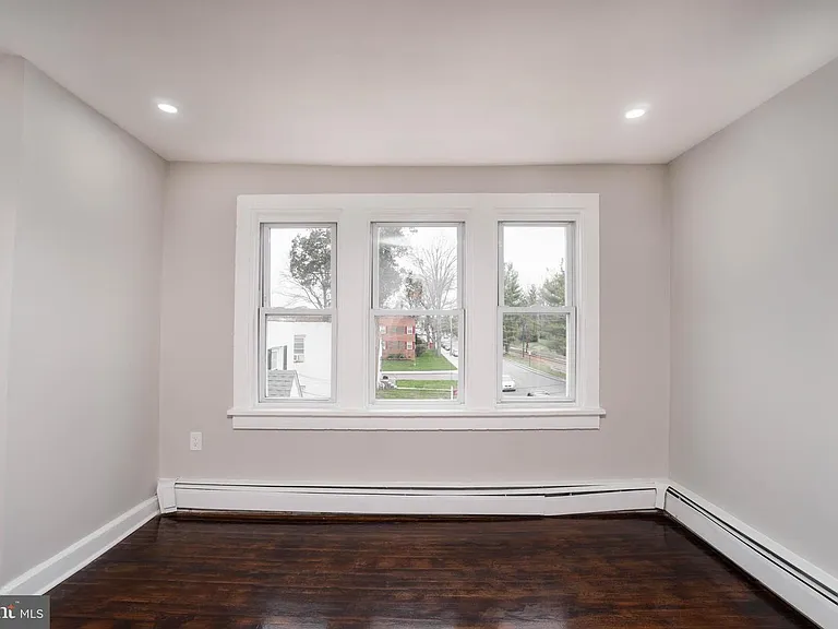 1001 Andrews Ave #5 — Photo 12