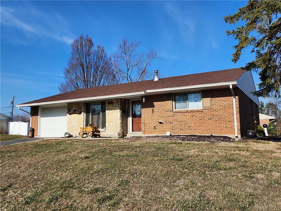 1st image of 1034 Hazel Ave