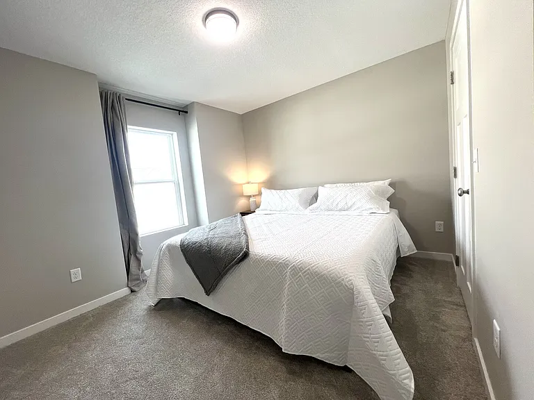 Spruce Creek Dr — Photo 10