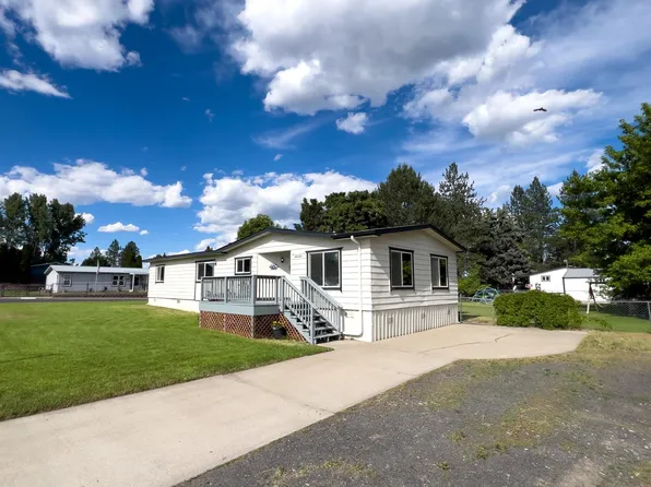 3306 E 4th Ct, Mead, WA 99021