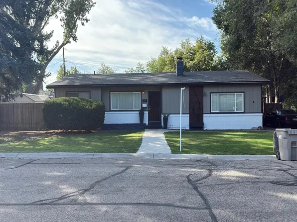 2111 S Broadmoor Dr, Boise, ID 83705