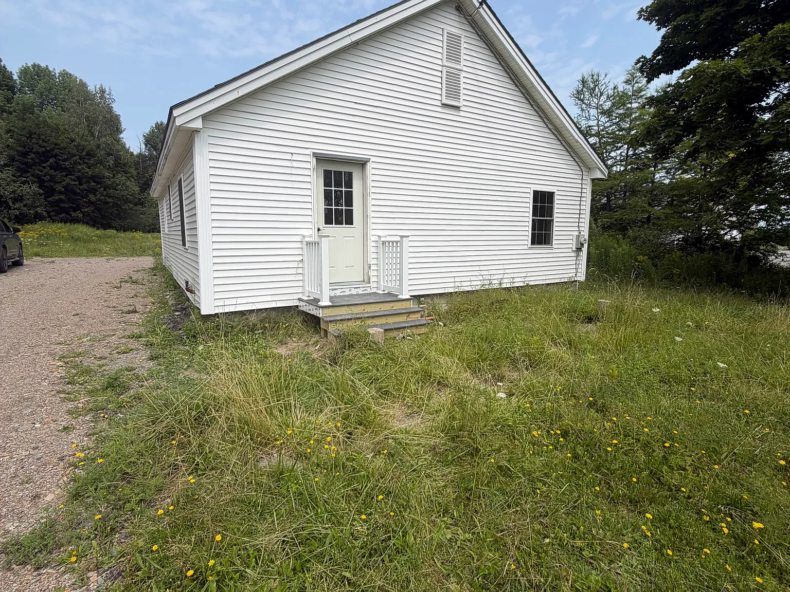 3 bed, $2,300 — Photo 3