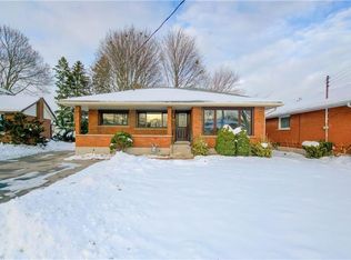 50 Fairlawn Rd, Kitchener, ON N2C 1X9