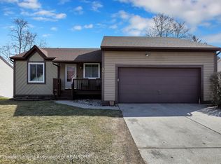 312 Bronco Way, Lansing, MI 48917