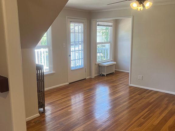 Living room. Door to deck