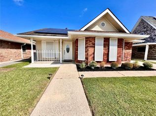 11637 N Adams Ct, New Orleans, LA 70128