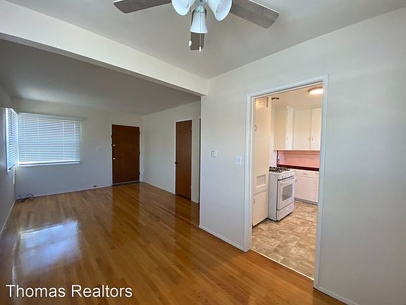 2nd image of 4064 Alabama St