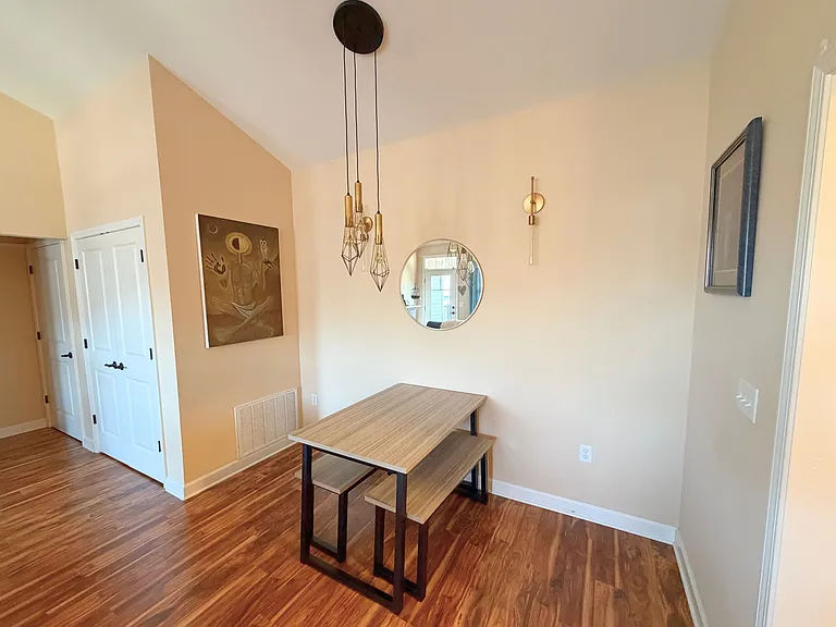 1129 Foster Rd #1129 — Photo 3