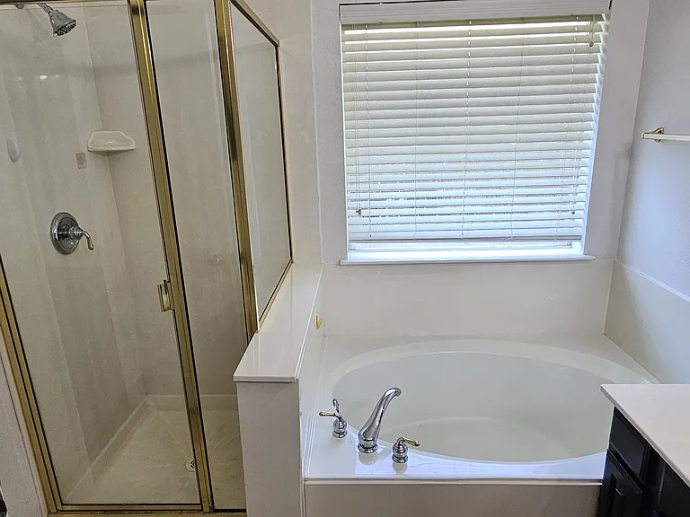1503 Heather Brook Dr — Photo 11