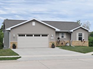 4175 Cayden Ct, Dubuque, IA 52001