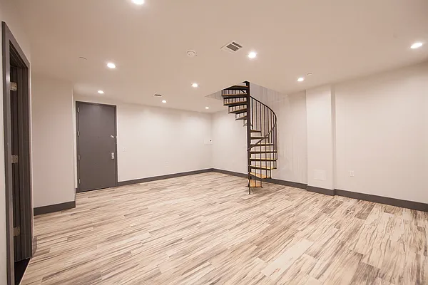 Rented by Brooklyn Group | media 8