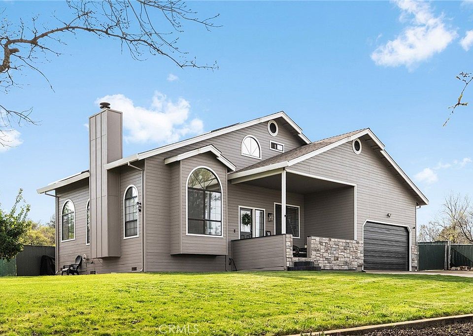 1st image of 10 Beverly Dr