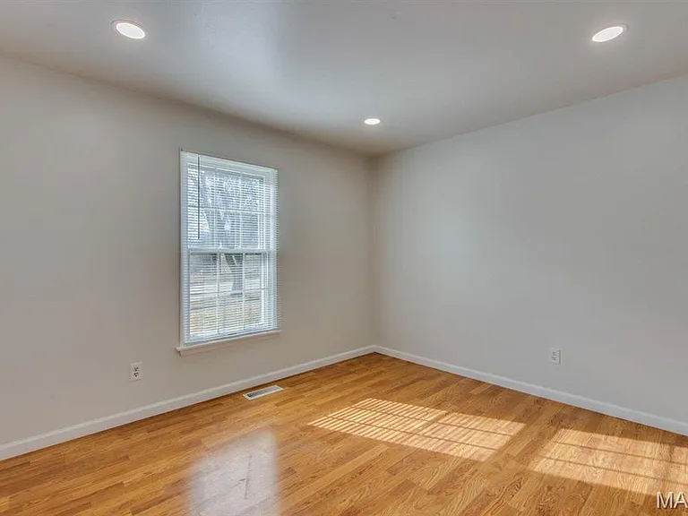 359 Palermo Dr — Photo 25