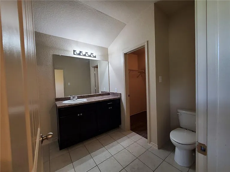 1536 Gateshead Dr — Photo 13