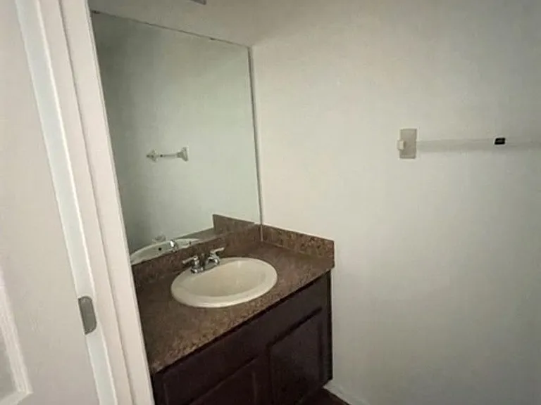 4738 Rockvale Dr — Photo 24