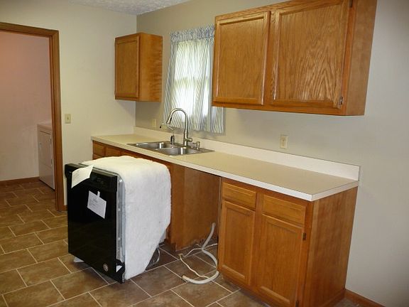 5th image of 3101 N 10th St