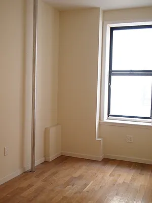 Rented by Bohemia Realty Group | media 18