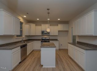 71 Brooklynn Trail Ct, Angier, NC 27501