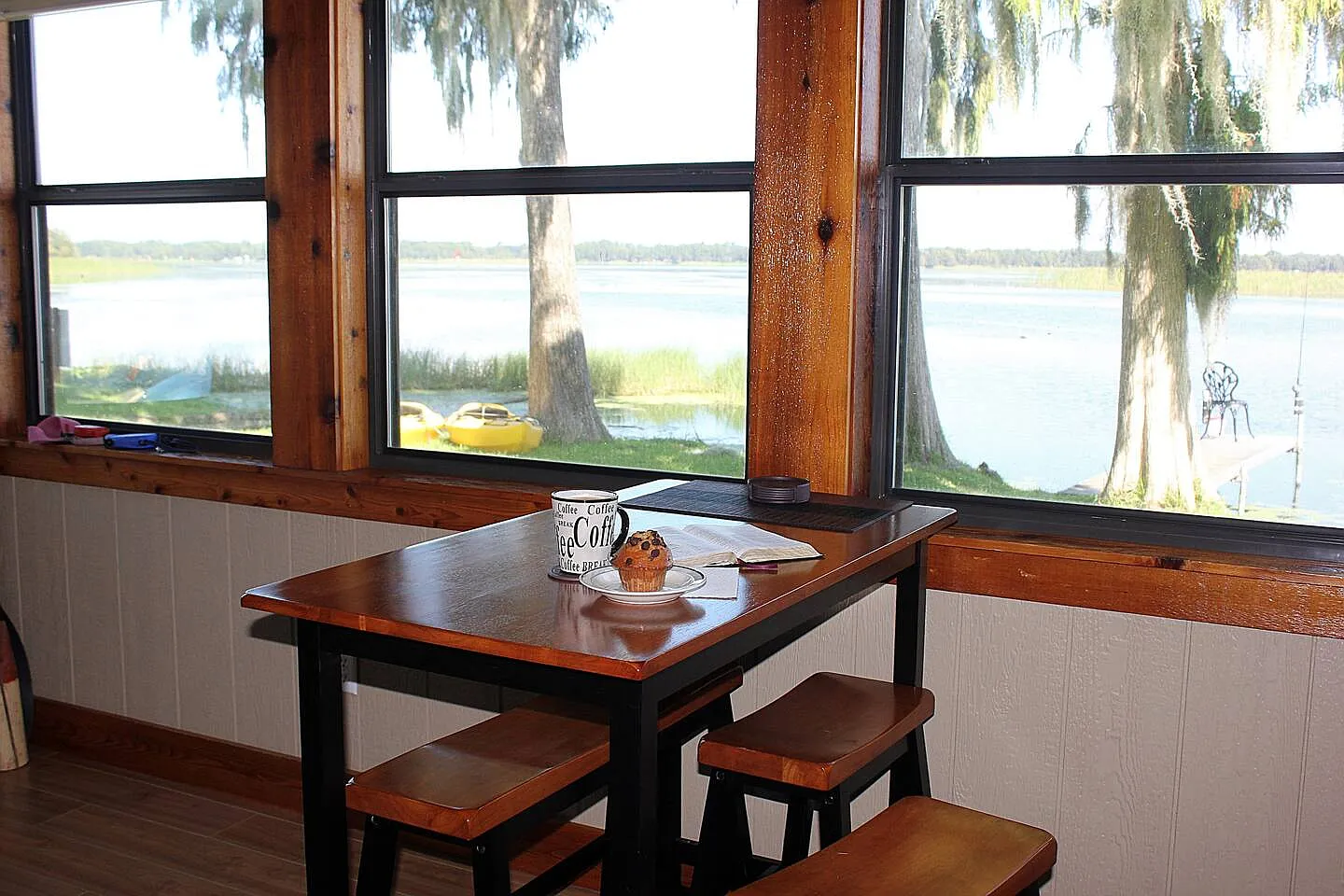 3 bed, 1600 sqft, $1,945 — Photo 4