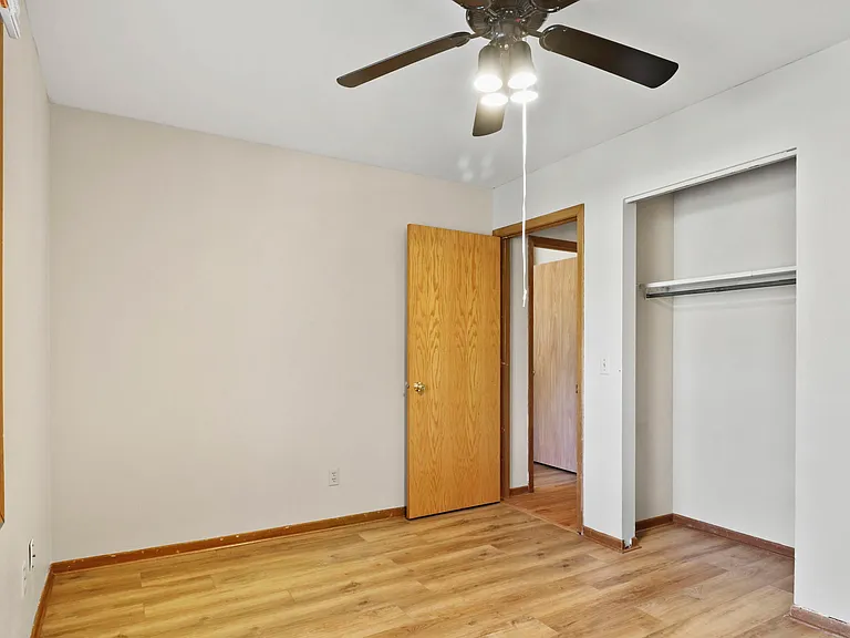 114 W Grant St #2 — Photo 13