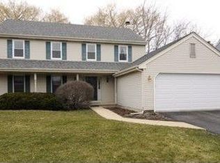 2020 Fairfax Rd, St Charles, IL 60174