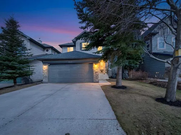 127 Chapalina Cres SE, Calgary, AB T2X 3R8