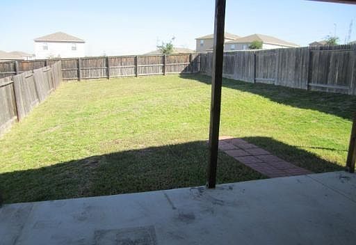 3rd image of 5726 Hickory Cyn