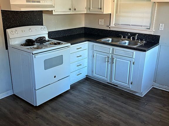 5th image of 1017 Hazelwood Dr