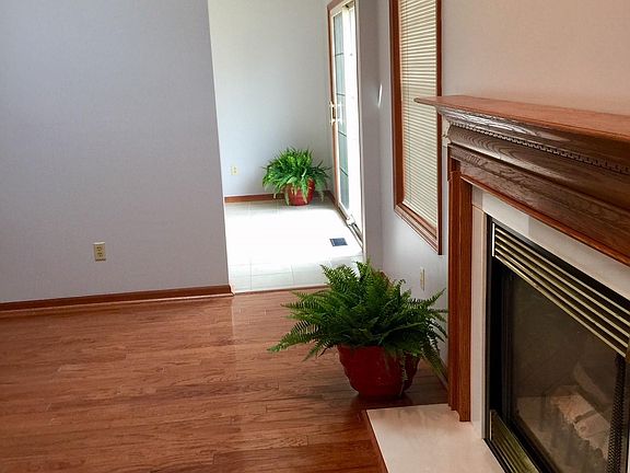 Gas fire place in family room
