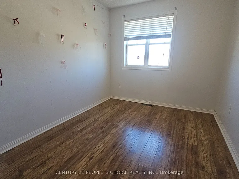 918 McNair Cir — Photo 14