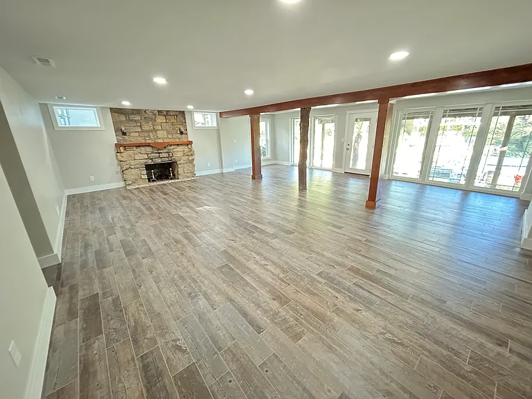 Large lower level walkout rec room with lake views.