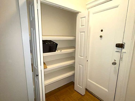 5th image of 105 W 55th St #8BB