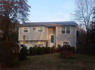 14-3 Seasons Ln, Norwalk, CT 06851
