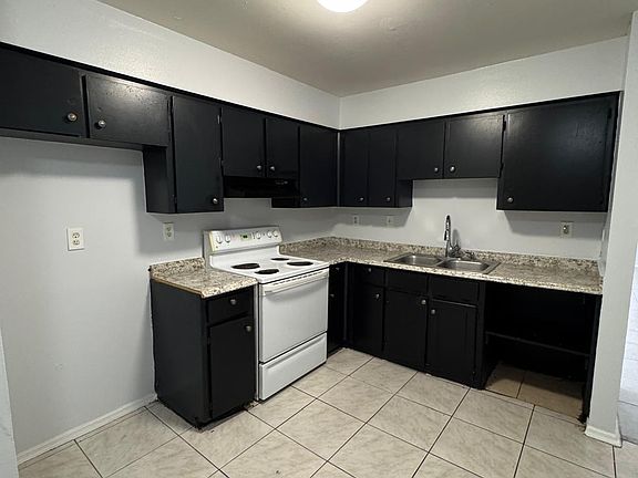 5th image of 4219 Continental Blvd #0