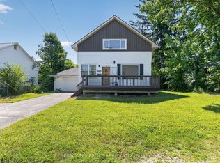 370 Carmody St, Pembroke, ON K8A 4G2