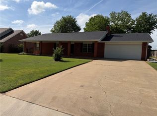 201 W Countryside Dr, Farmington, AR 72730