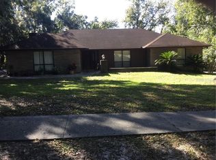 101 Holly Tree Ln, Brandon, FL 33511