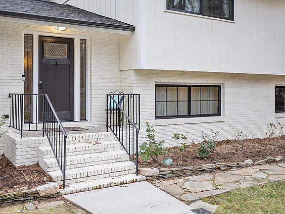 5th image of 2439 Tilghman Cir
